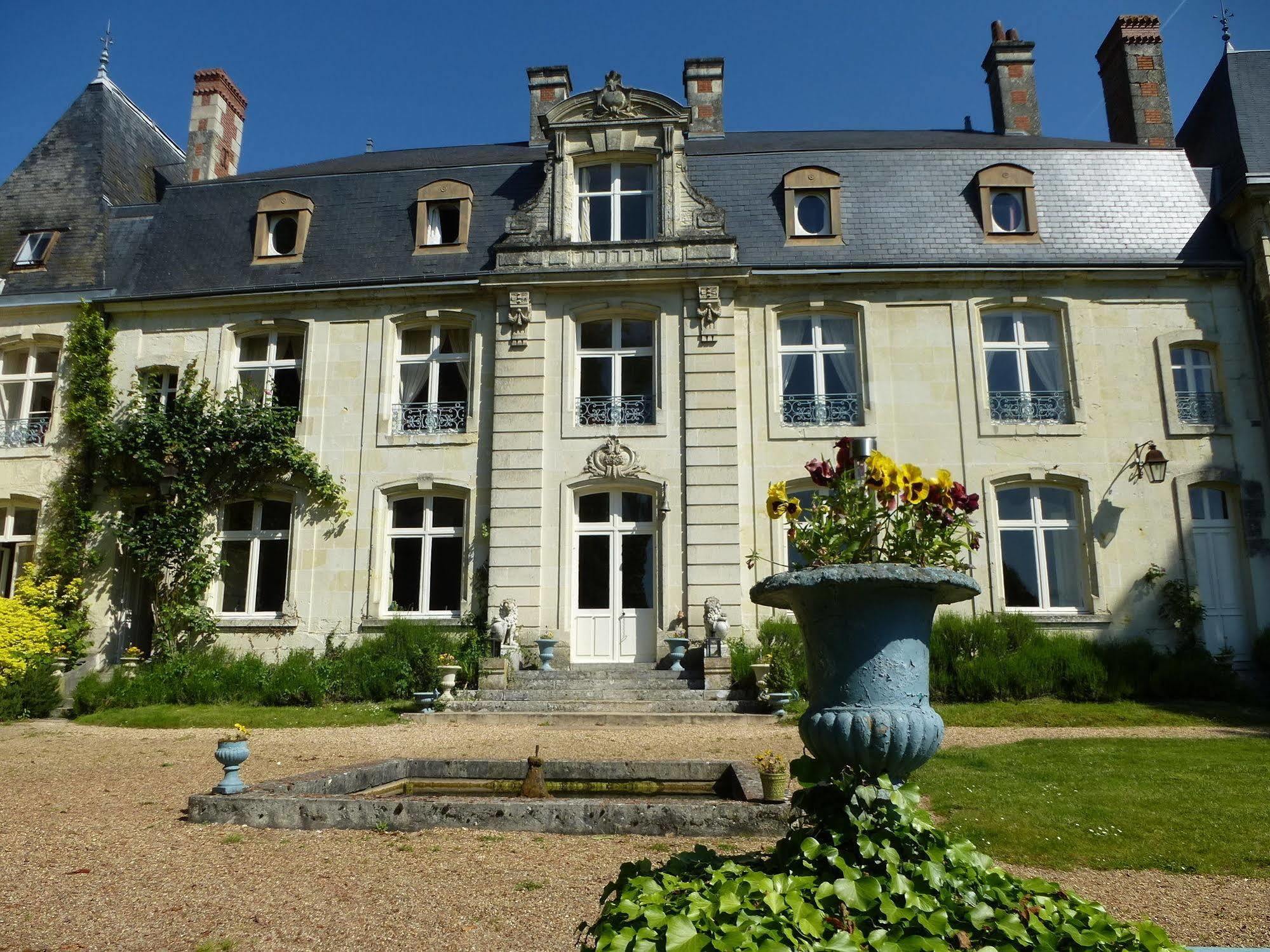 Chateau De La Voute Trôo Exterior foto